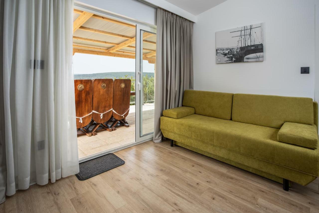 Holiday Homes Kanajt Punat Luaran gambar